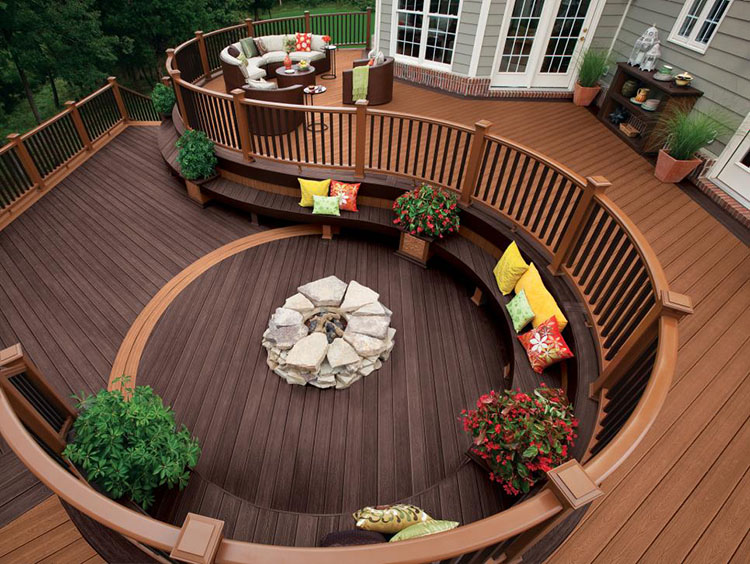 Luxury Deck Ideas - Spiral outdoor wooden deck - LifetimeLuxury154